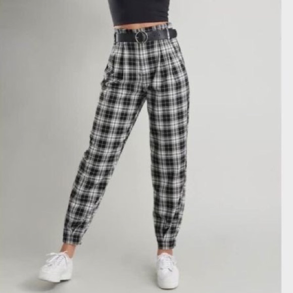 Garage Chelsea Pleated Pants - Picture 1 of 3